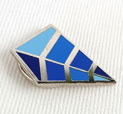 Eksempel på pin med hård emalje